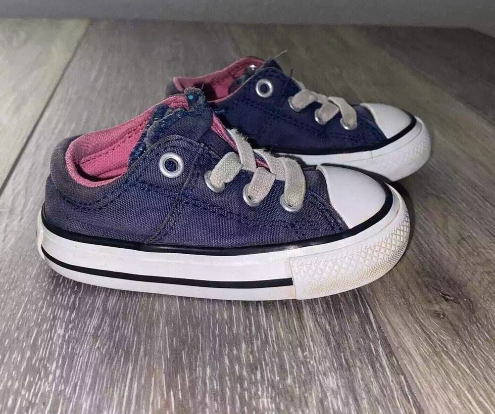 Converse All Stars Low Top Sneaker Shoes Infant Youth US Size 4 Blue Purple Pink